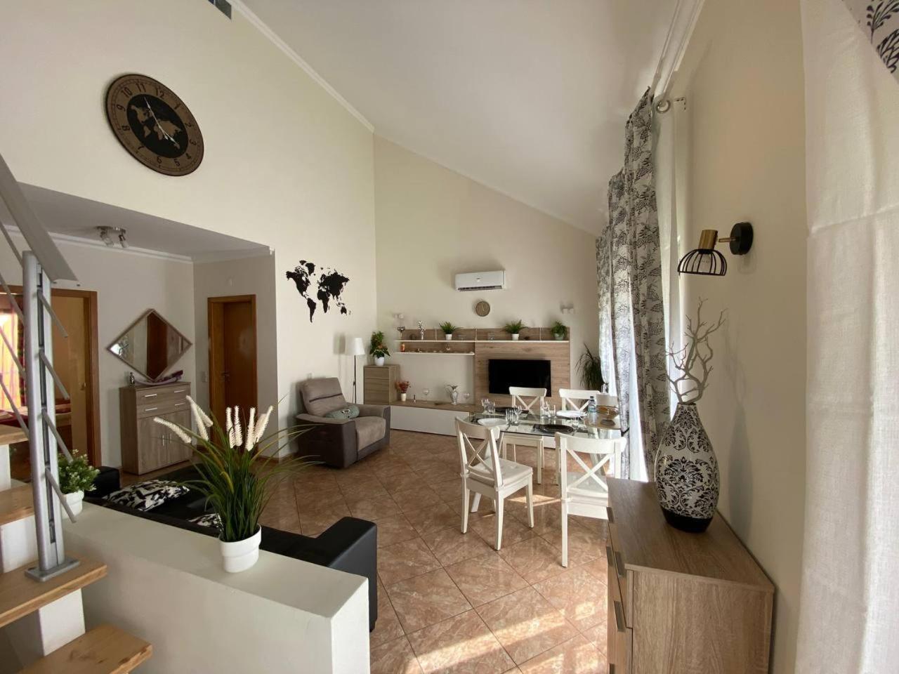 Guesthouse Milagre Centro Faro Ngoại thất bức ảnh